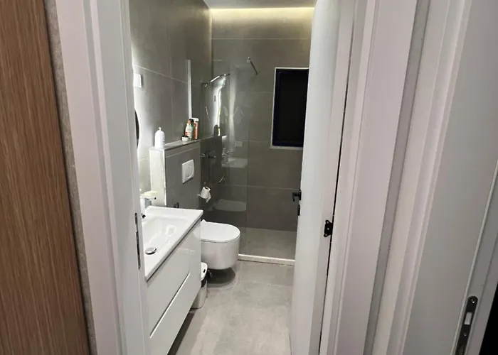 Premium Golem (Tirana)