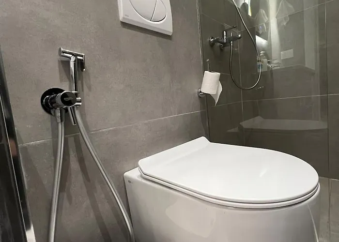 Premium * Golem (Tirana)